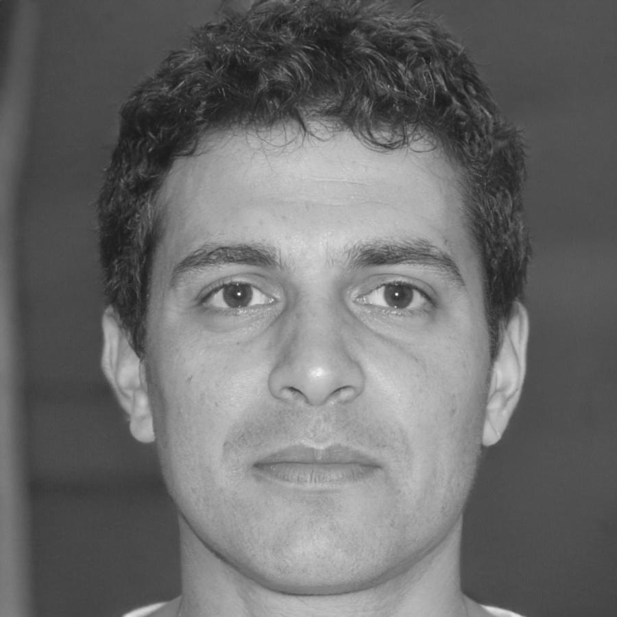 Retrato profesional de Sebastián Montero